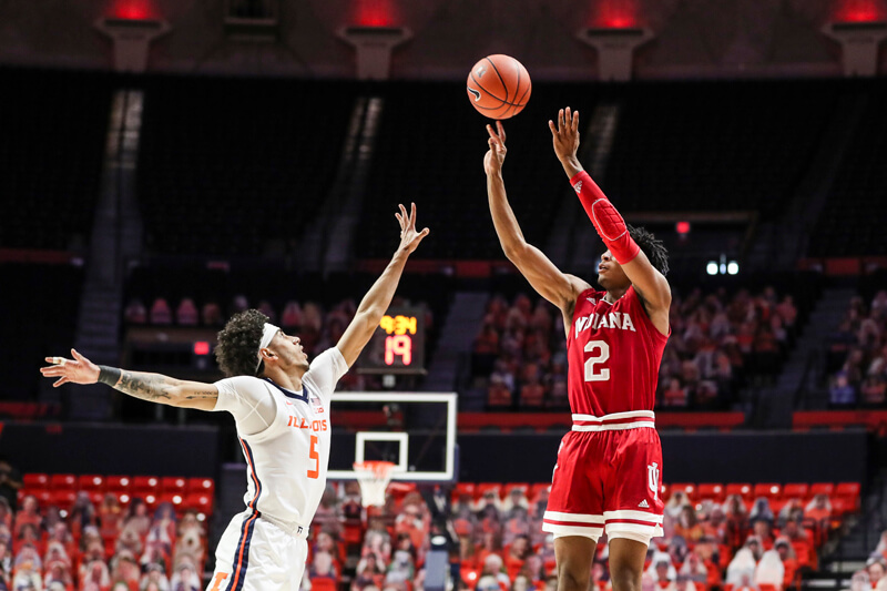 At the bell: Illinois 69, Indiana 60 – Inside Hall